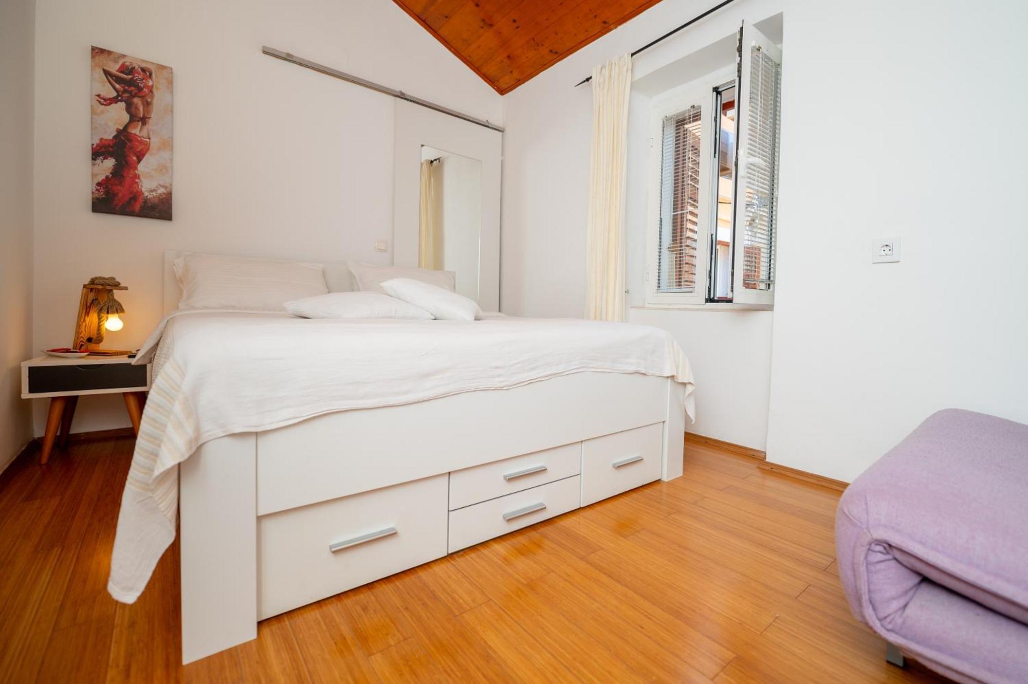 Apartments Vitoria Mali Lošinj Buitenkant foto